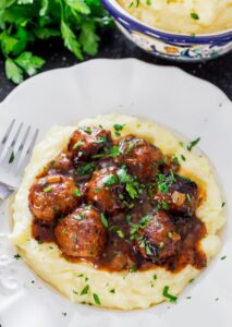 Read more about the article QUICK FIX RECIPE: MEATBALLS WITH MASHED POTATOES
