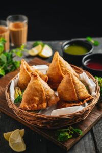 Read more about the article Samosa With Peas and Potatoes