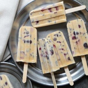 Read more about the article Crafting Artisanal Milk-Based Popsicles